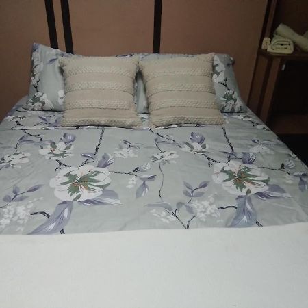 Hostel Parece Mentira Колония-дель-Сакраменто Экстерьер фото