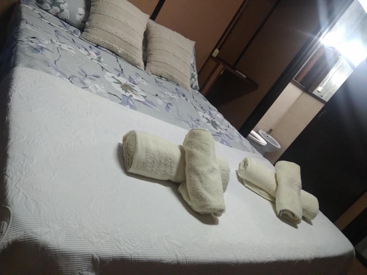 Hostel Parece Mentira Колония-дель-Сакраменто Экстерьер фото
